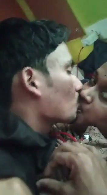 Horny Indian Couple Kissing Fucking