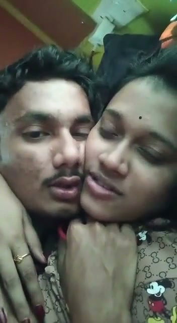 Horny Indian Couple Kissing Fucking