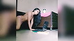 slim chasmish ladki ki nangi video