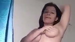 boob dikhayi ladki ne