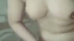 boob dikhake chut mein ungli kri