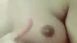 boob dikhake chut mein ungli kri