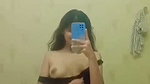 boob dikhayi ladki ne