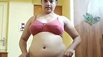 shalwar kholke nangi video banayi