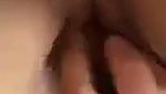 dehati ladki ne jhat wali chut mein ungli kri