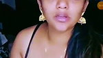 Sexy aunty showing her boobs on live