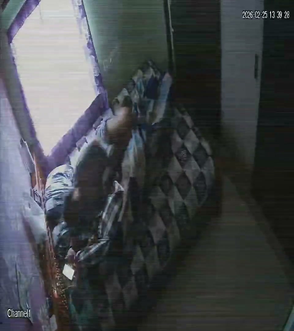 Frame 10