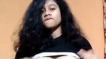 Cute Desi Girl Ne Dikhaye Apne Boobs And Chut