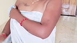 Sexy lady show her nipple