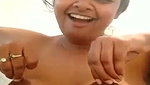 Apni Boobs Ke Sath Khelti Sexy Ladki