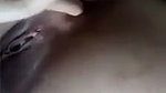 Dekhiye Kaise Es Pyari Si Ladki Ne Apni Chut Ko