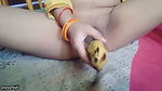 Pati Ne Biwi Ki Chut Ko Kela Khilwaya