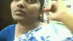In mobile shop aunty show her boobs