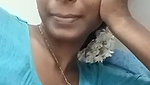 Tamil aunty showing