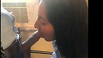 Mumbai girlfriend giving Blowjob