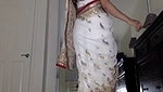 Mumbai aunty dancing  showing her nude figure