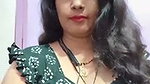 Indian Aunty Simran Bhabhi Boobs Show