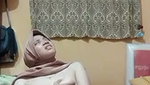Bokep Hujan Indo Azahtul Asik Pamer