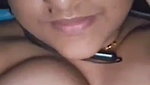 Bhabhi showing her huge boobs
