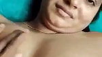 Aunty showing her nude body