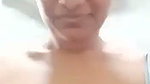 Srilankan topless big boobs showing selfie