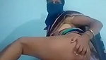 Kanchipuram Tamil aunty in saree nude tease