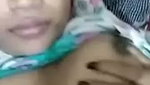 Village girl showing her boobs and fondling for BF
