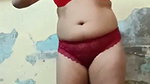 Sexy aunty showing her nude body