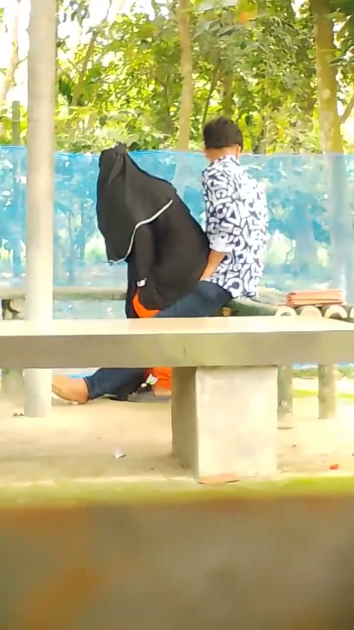 Frame 9