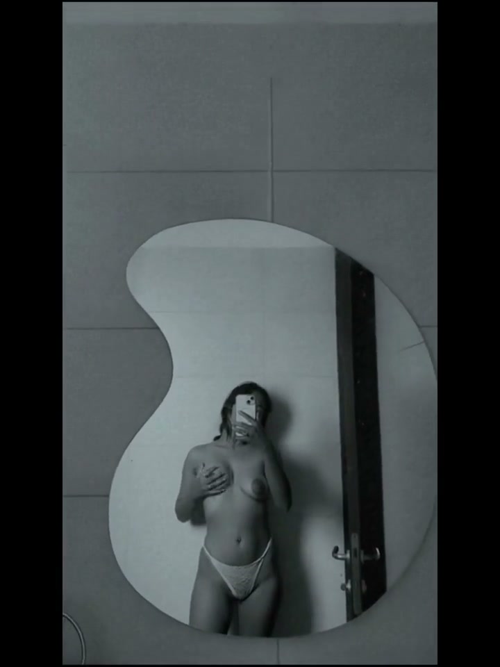 Frame 9