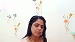 Sexy Mallu Bhabhi Showing and Bathing