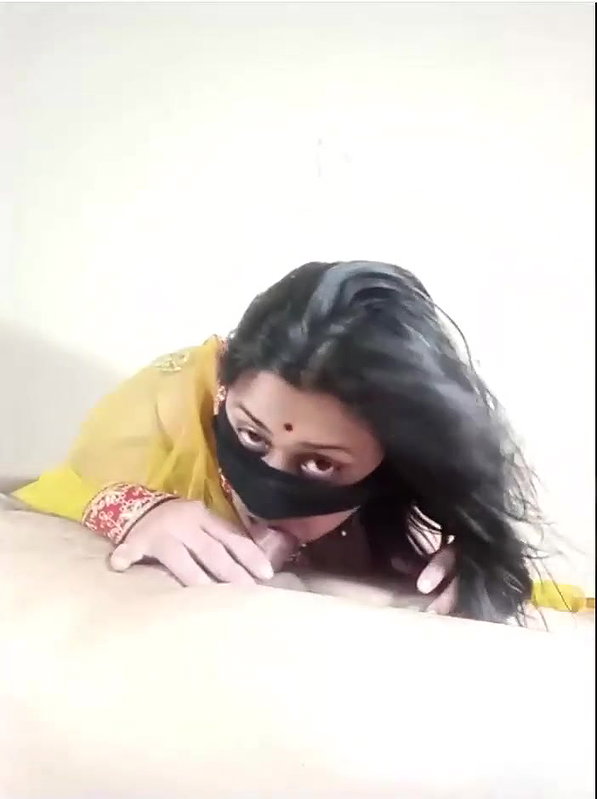 Nutan91 Showing Boobs & Giving Blowjob on StripChat Live