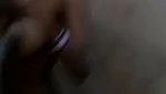 Sexy figured nude Indian randi bathing MMS