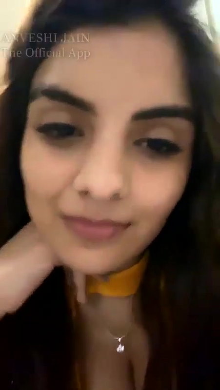 Anveshi Jain Live