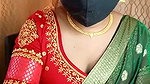 Awesome looking bhabhi showing her beauty