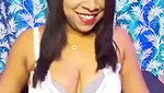 Sexy hot bhabhi showing her boobs