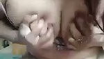 Aunty showing her juice pussy