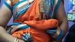 Tamil Aunty Lifting Saree Pussy Show
