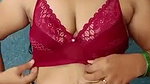 Beautiful hot bhabhi showing her juice pussy