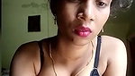 Hot aunty show her boobs