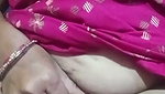 Mature aunty showing her pussy