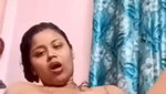 Girl fucks her pussy with a bottle during a video