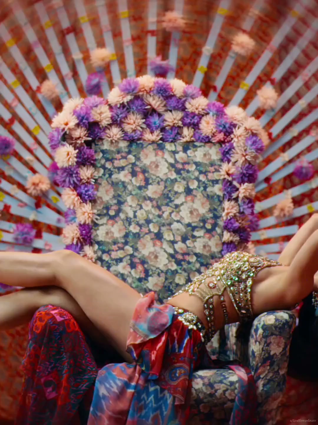 Frame 8