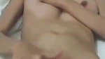 slim ladki ki chut mein ungli kri