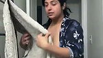 Hot aunty showing her huge boobs in hotel bathroom