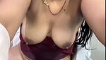 Hot bhabhi using automatic dilo to drill her pussy
