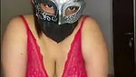 Imdian hot wife showing her body