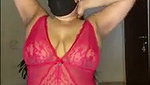 Imdian hot wife showing her body