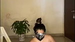 Imdian hot wife showing her body