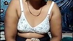 Village mature bhabhi showing her beauty